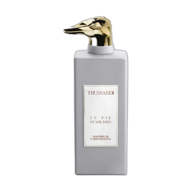 Trussardi Walking in Porta Venezia